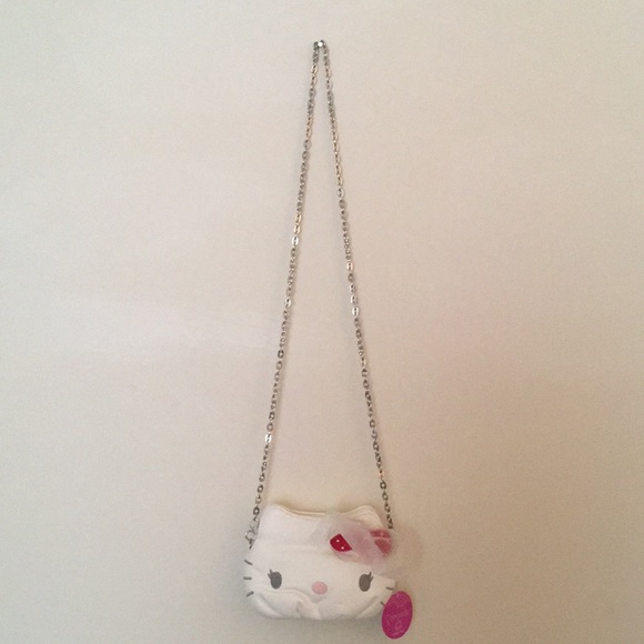 Sanrio Handbags - NWT! Hello Kitty Sanrio Crossbody Purse